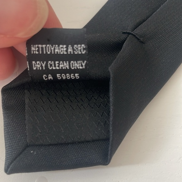 Perry Ellis Black Tie Portfolio 100% Polyester Regular length/size Men’s Tie - Picture 2 of 5